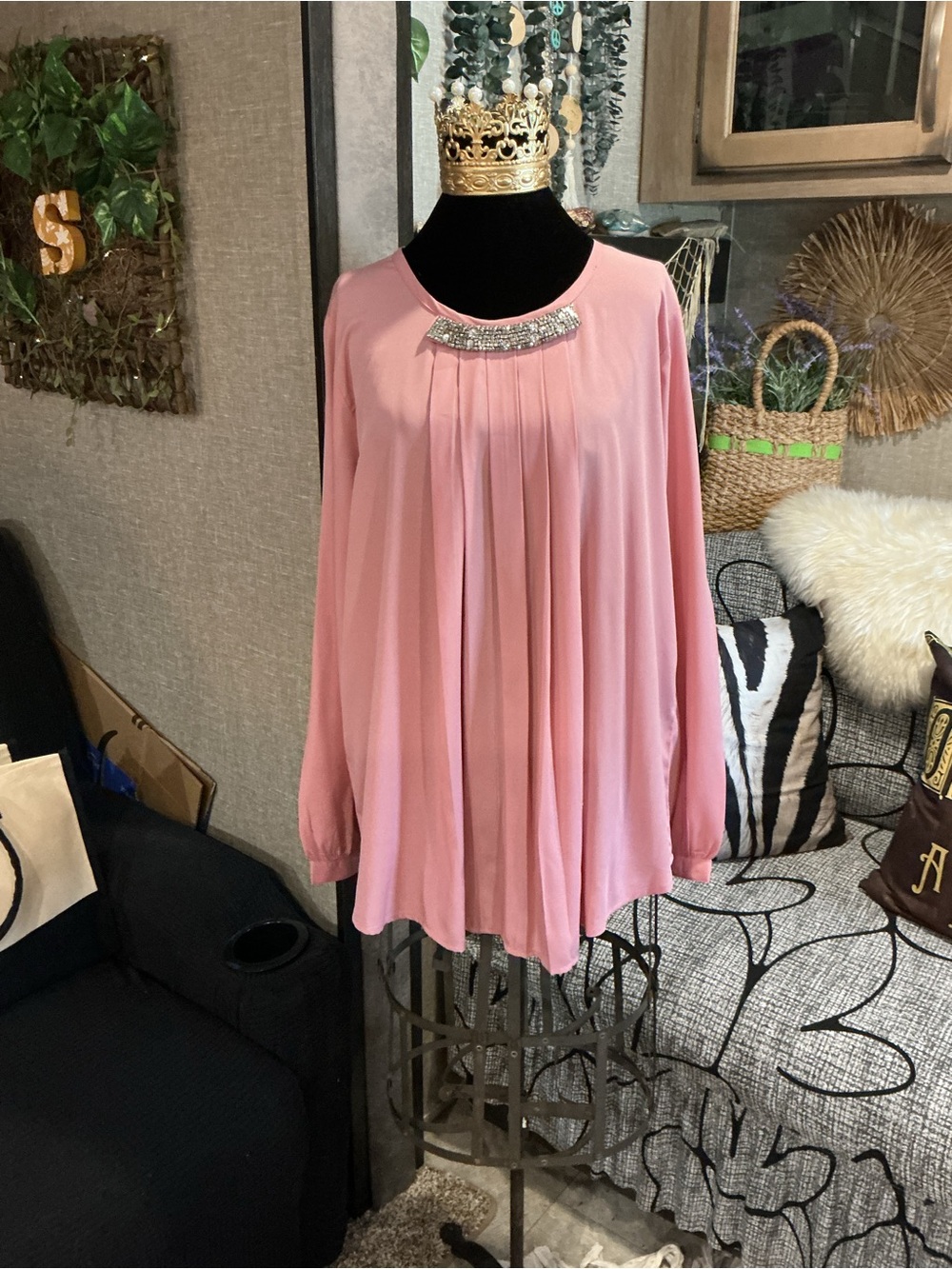 Anthony Richard’s Women's Pink Embellished Neck Pleated Top 10